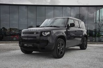 Land Rover Defender 2024