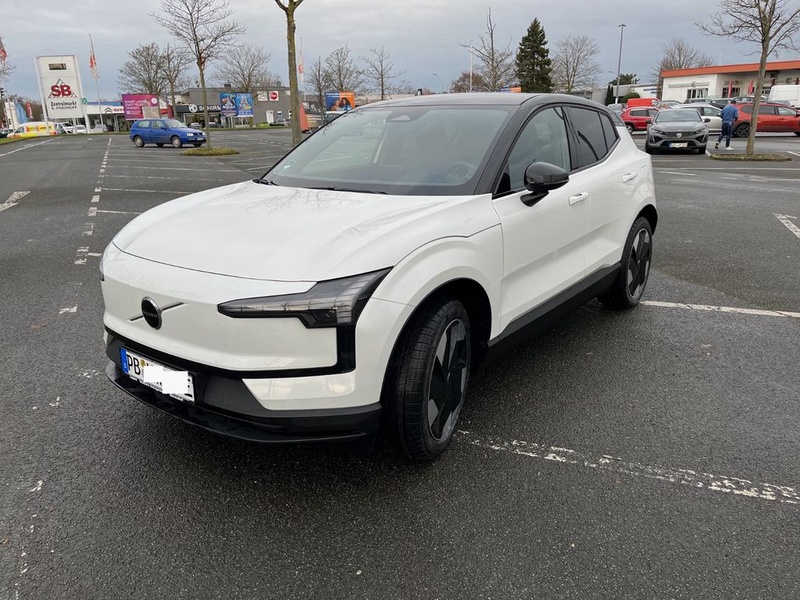Volvo EX30