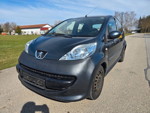 Peugeot 107 2006