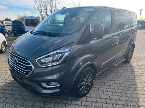 Ford Tourneo Custom 2022