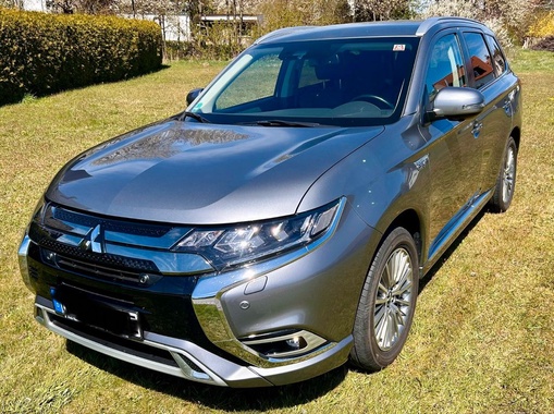 Mitsubishi Outlander 2021