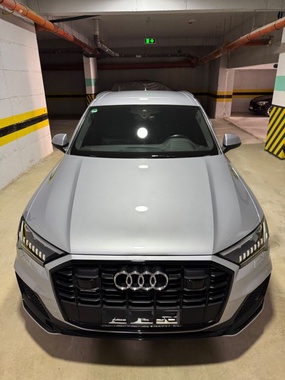 Audi Q7 2021
