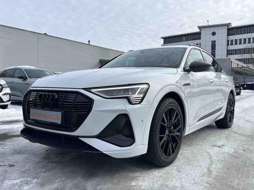 Audi e-tron 2022