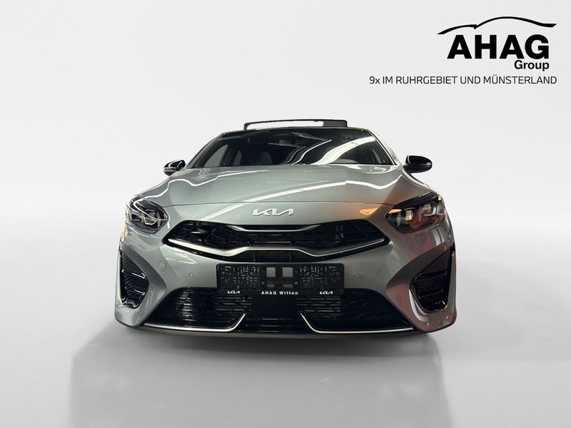 Kia pro cee'd / ProCeed