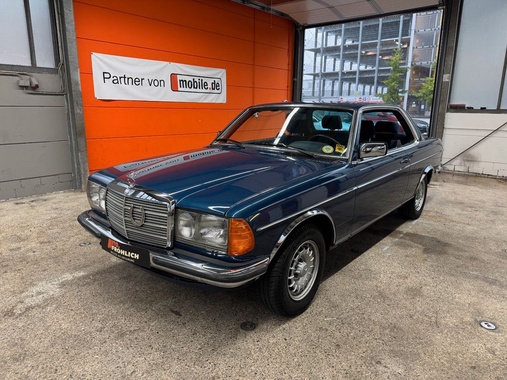 Mercedes-Benz CE-Class 1984