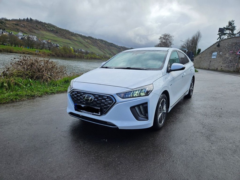 Hyundai Ioniq