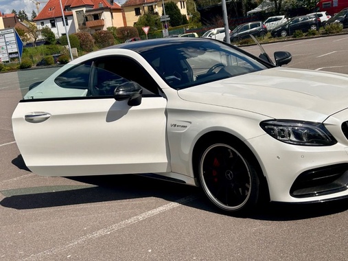 Mercedes-Benz C-Class 2022