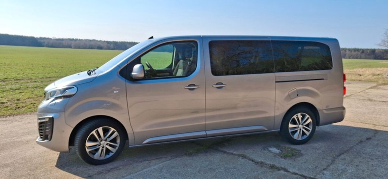 Peugeot Traveller
