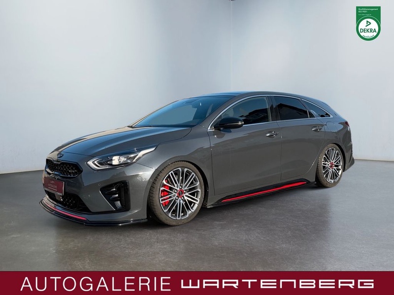 Kia pro cee'd / ProCeed