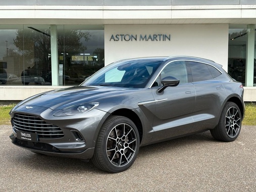Aston Martin DBX 2021