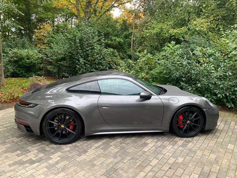 Porsche 992