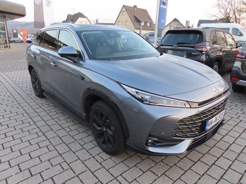 MG HS 2026