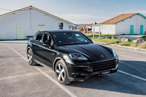 Porsche Cayenne 2025