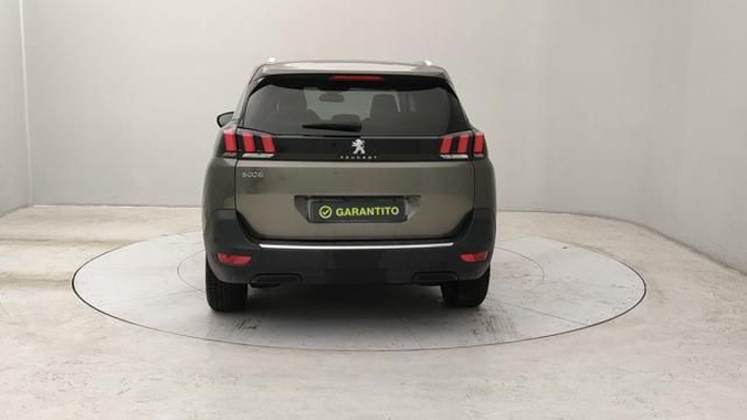 Peugeot 5008 2020