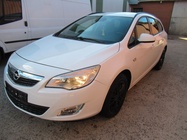 Opel Astra 2011