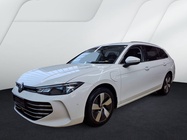 Volkswagen Passat 2025