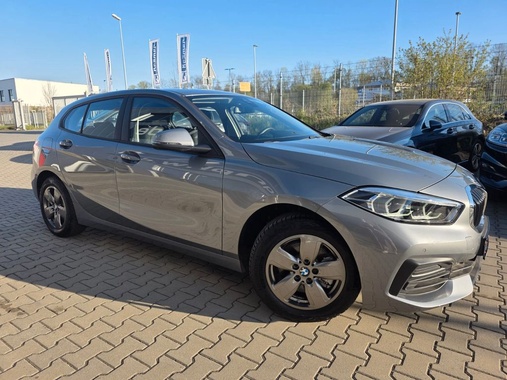 BMW 1 Series 2023