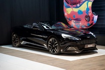 Aston Martin Vanquish 2016