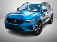 Volvo XC40 2025