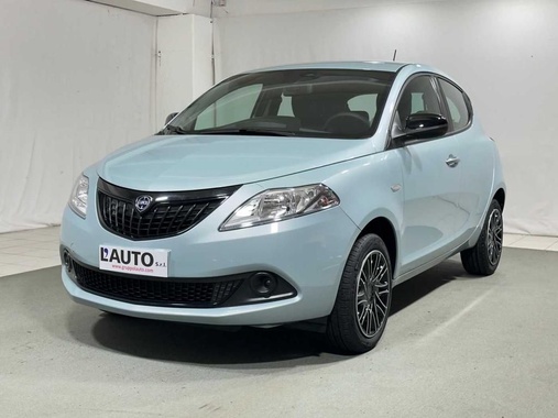 Lancia Ypsilon 2024