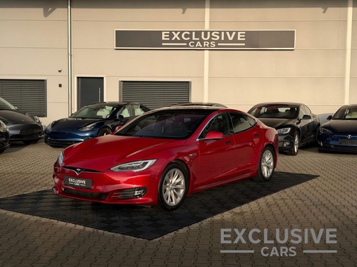 Tesla Model S 2020