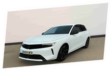 Opel Astra 2025