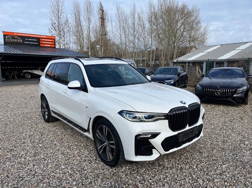 BMW X7 2021