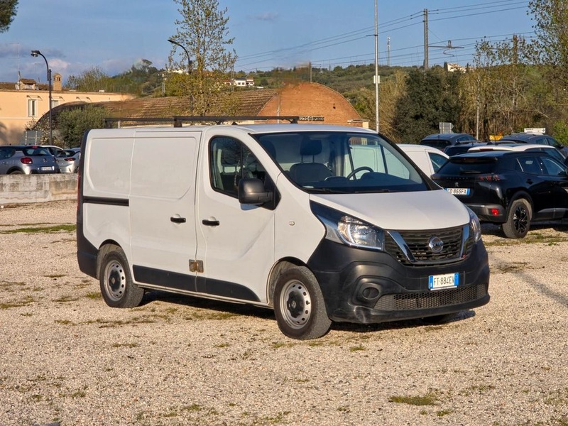 Nissan NV300