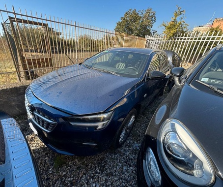 Opel Insignia 2021