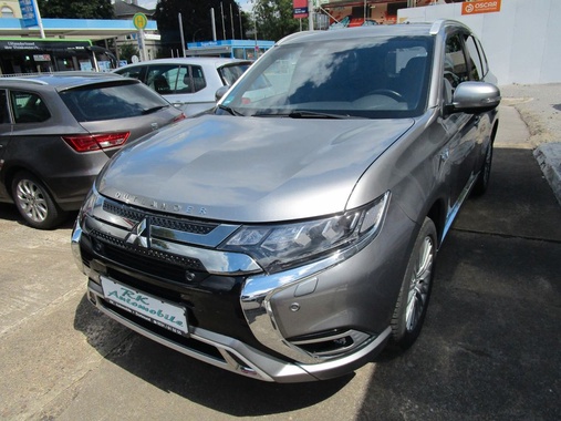 Mitsubishi Outlander 2021