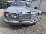 Mercedes-Benz 300 1990