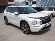 Mitsubishi Outlander 2025