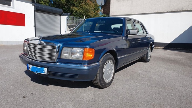 Mercedes-Benz 500 1989
