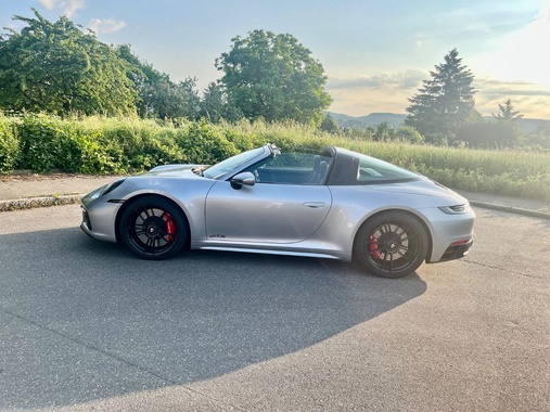 Porsche 992 2022