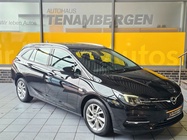 Opel Astra 2021