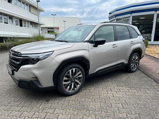 Subaru Forester 2025