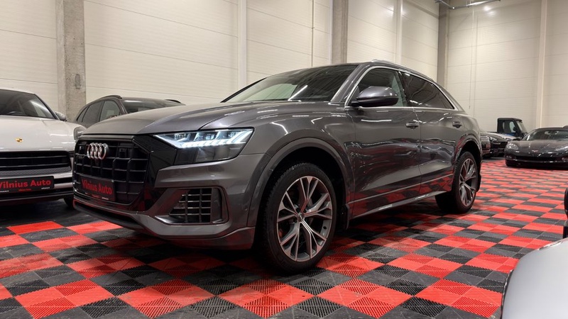 Audi Q8