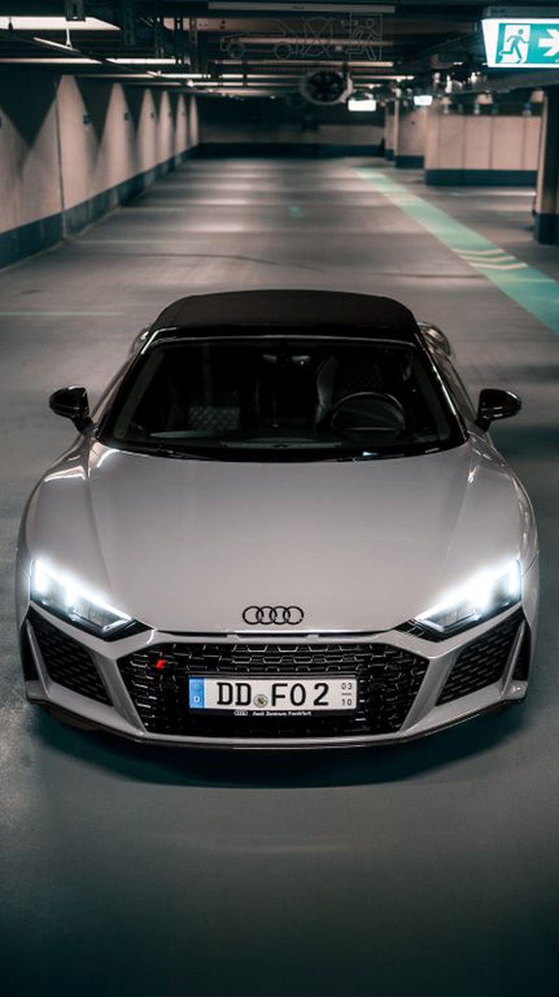 Audi R8