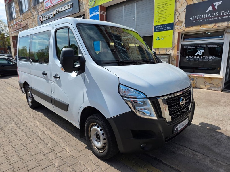 Nissan NV400