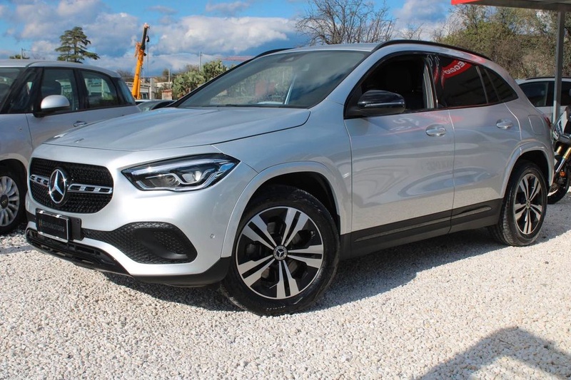 Mercedes-Benz GLA-Class