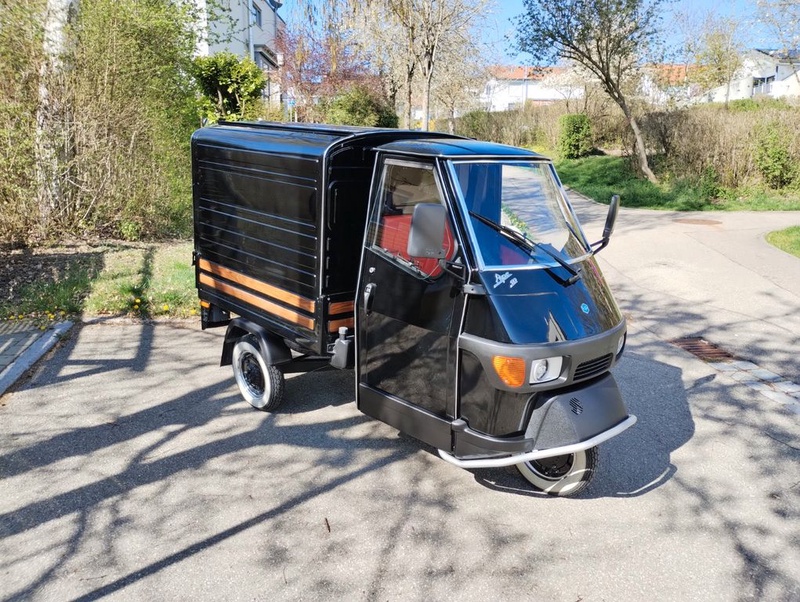 Piaggio APE
