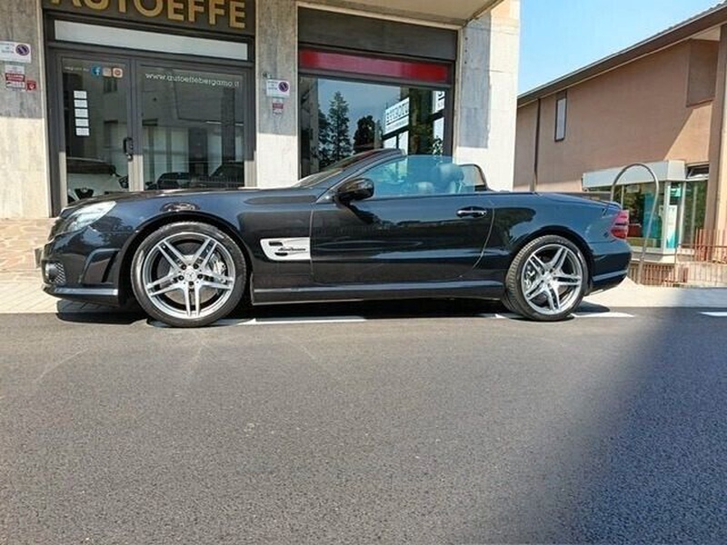 Mercedes-Benz SL-Class