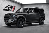 Land Rover Defender 2025