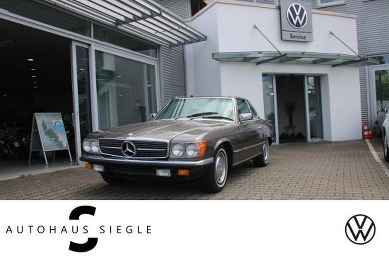Mercedes-Benz SL-Class