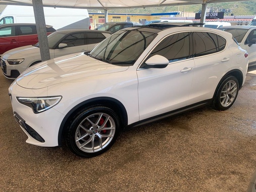 Alfa Romeo Stelvio 2019