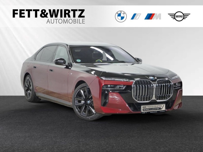 BMW i7