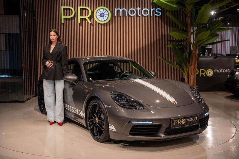 Porsche Cayman