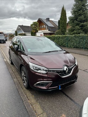 Renault Grand Scenic 2023