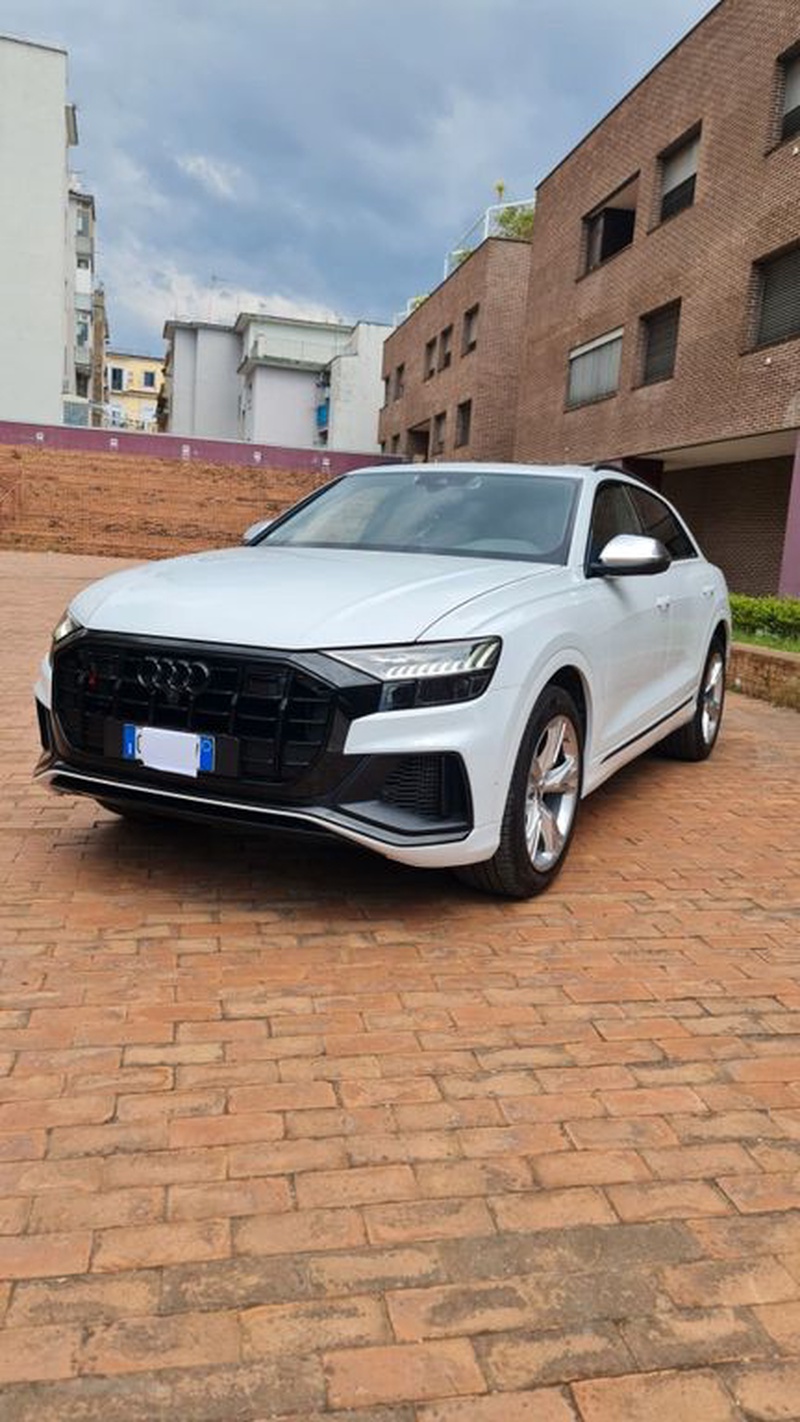 Audi Q8