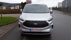 Ford Tourneo Custom 2025